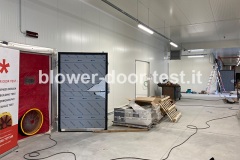 Blower_door_test_milano_logistica_esselunga_09