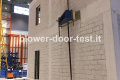 Blower_door_test_ispra_iresist_01