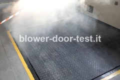blower-door-test_large-building_amazon-torrazza_11